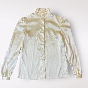 St. John Vintage 80’s Cream Satin Blouse Pleated Collar‎ Size 6